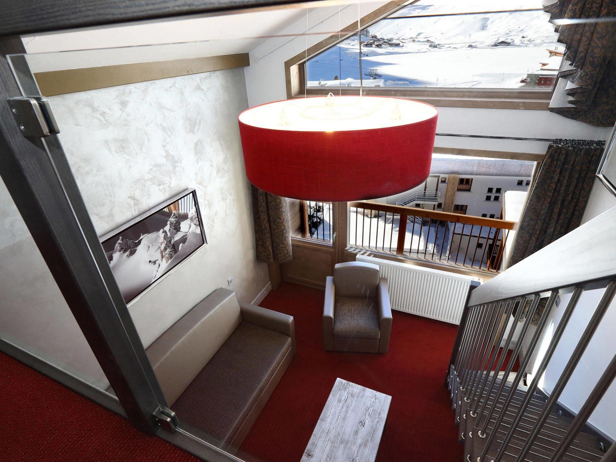 טיגנס Hotel L'Aiguille Percee מראה חיצוני תמונה