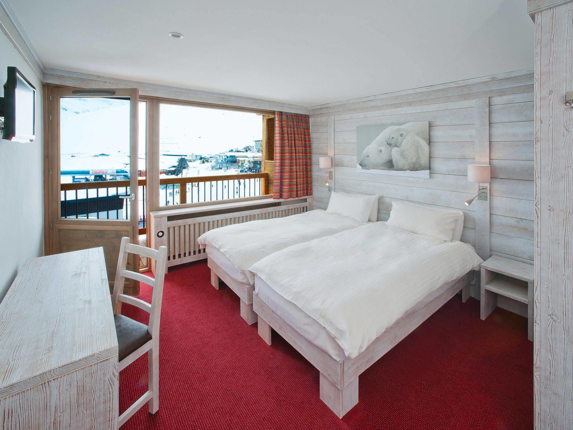 טיגנס Hotel L'Aiguille Percee מראה חיצוני תמונה