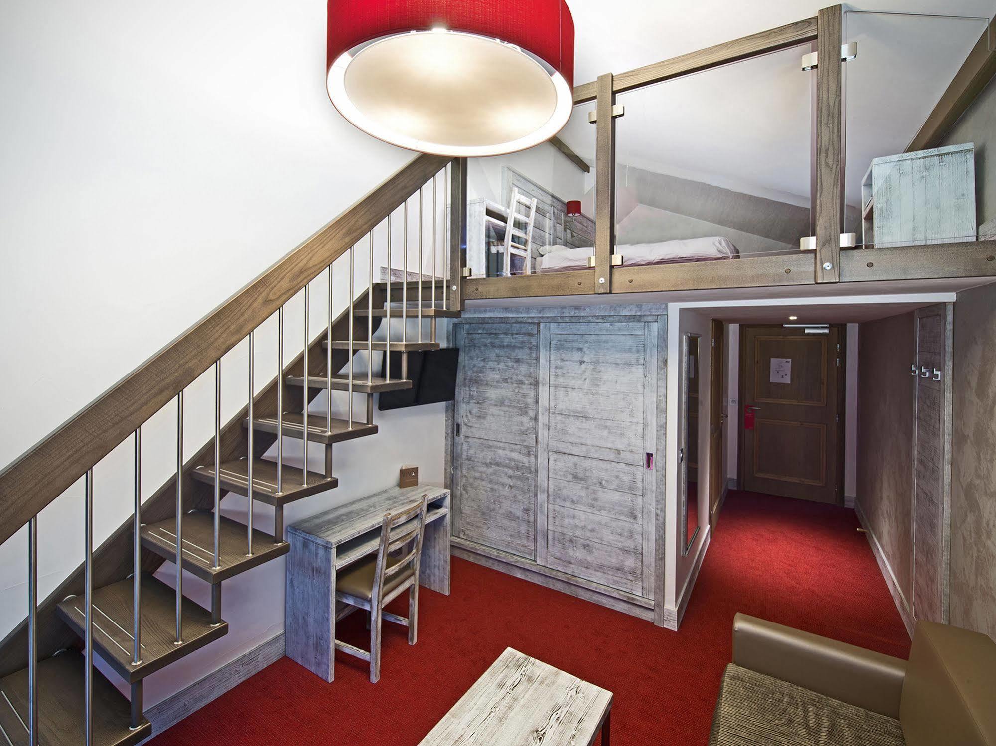טיגנס Hotel L'Aiguille Percee מראה חיצוני תמונה